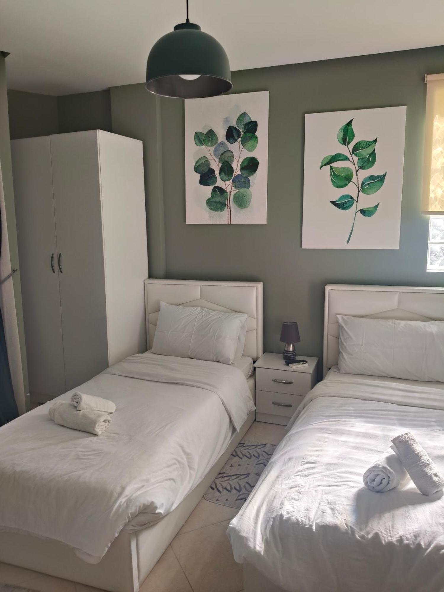 Ajilin Hotel Rooms كورتشي الغرفة الصورة
